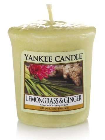 VONNÁ SVÍČKA YANKEE CANDLE LEMONGRASS & GINGER VOTIVNÍ