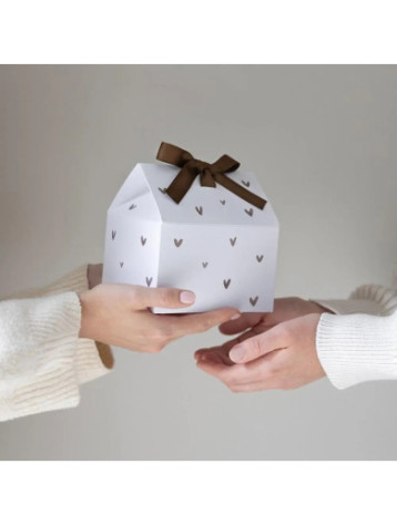 BC-GIFT-BOX-101111